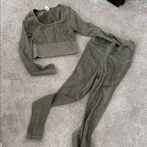 Aerie Olive Green Leggings and Top Set